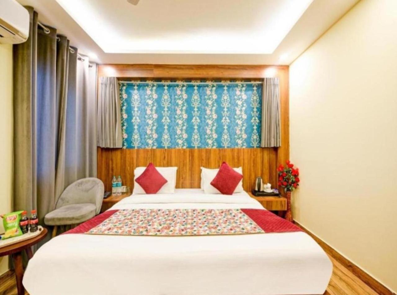 Hotel Vijaydeep Palace Near Delhi Airport 뉴델리 외부 사진