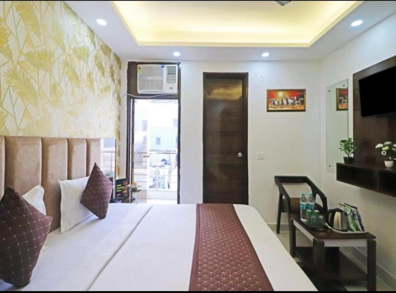 Hotel Vijaydeep Palace Near Delhi Airport 뉴델리 외부 사진
