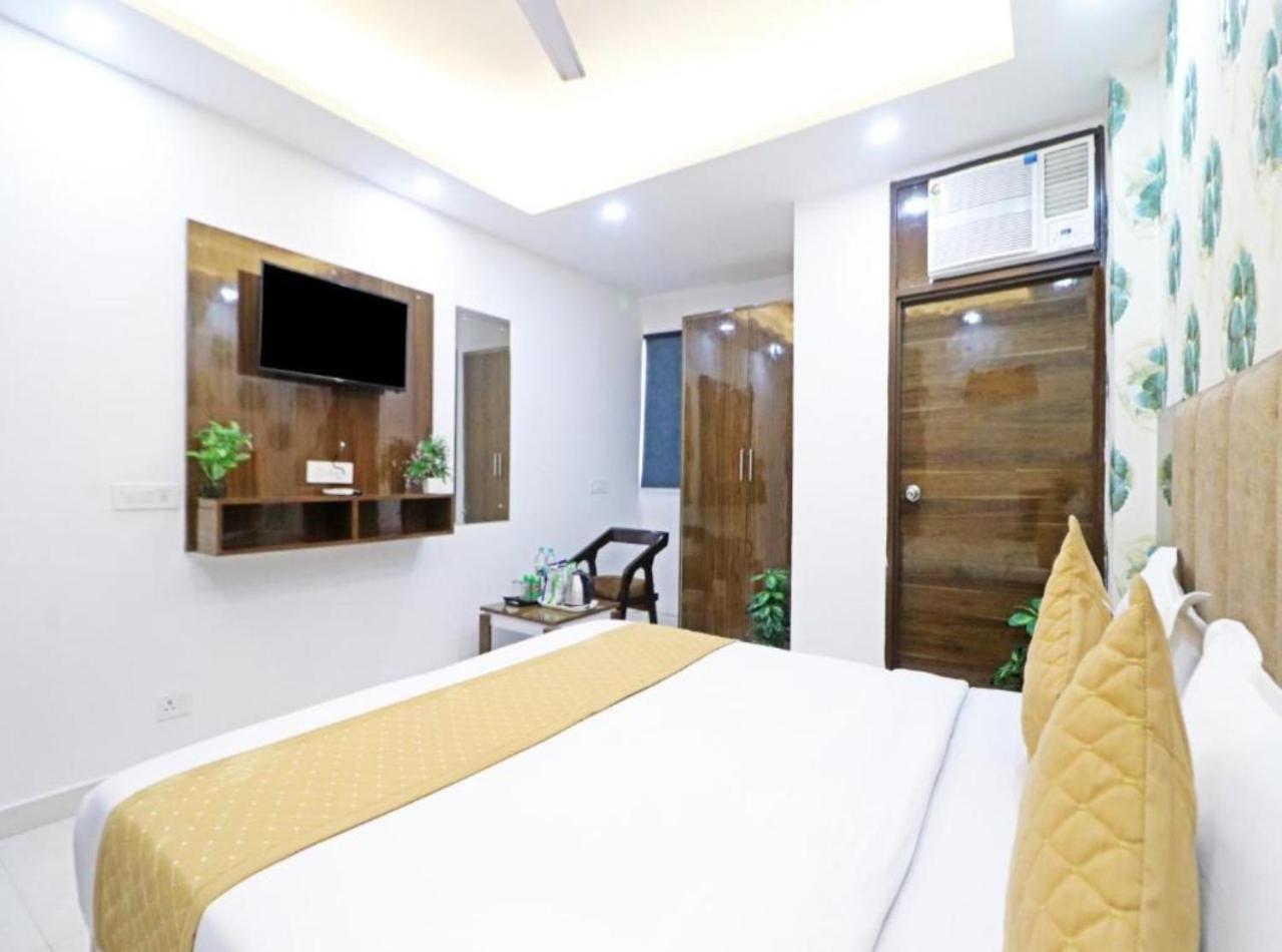 Hotel Vijaydeep Palace Near Delhi Airport 뉴델리 외부 사진