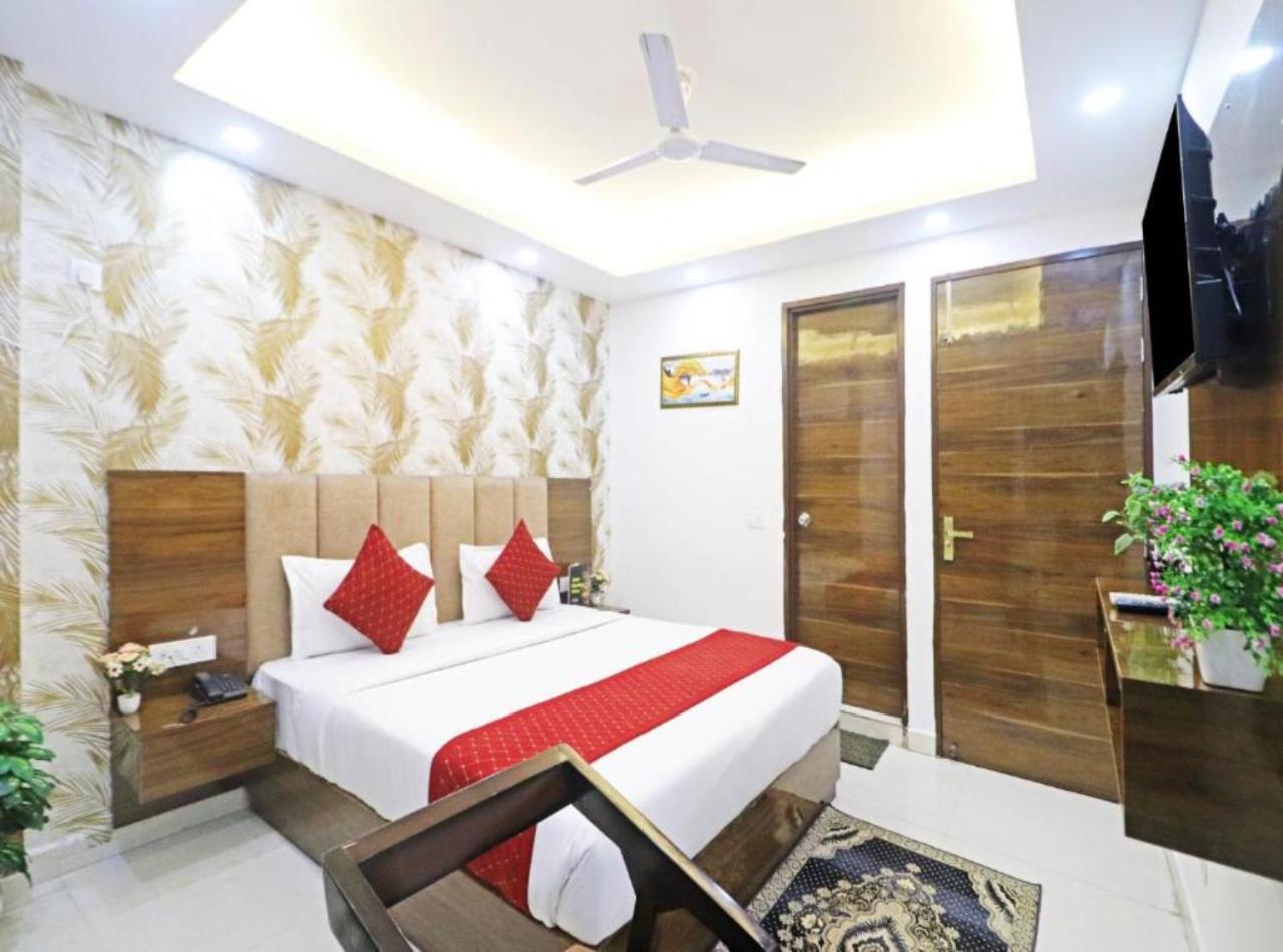 Hotel Vijaydeep Palace Near Delhi Airport 뉴델리 외부 사진